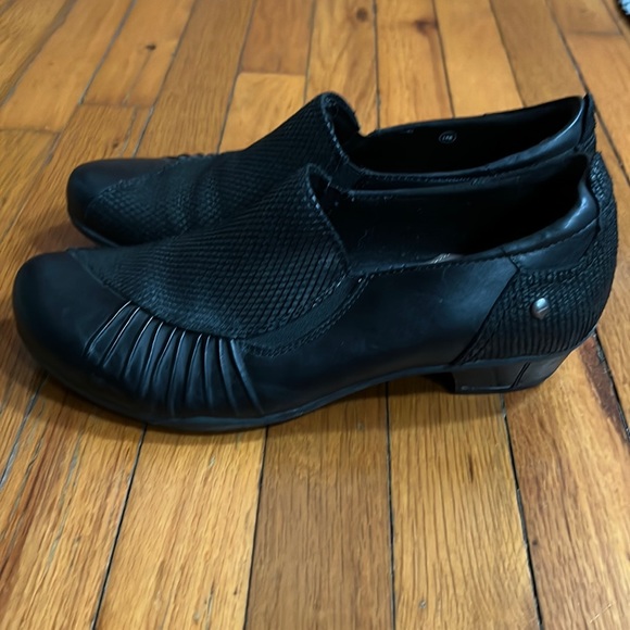Earth shoes, size 12 - Picture 1 of 12